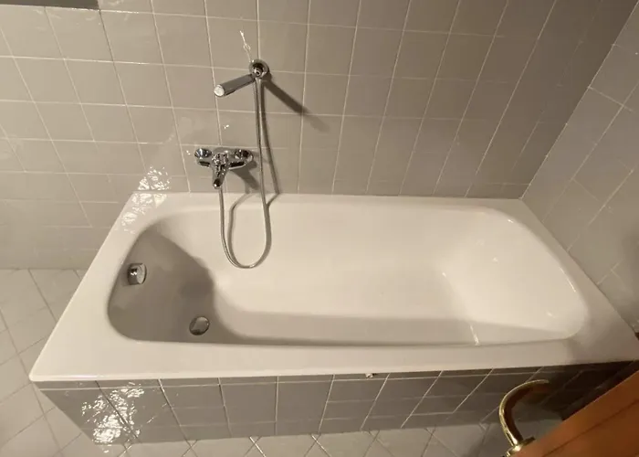 Redhouse - Trendy Modern Open Space Con Box Vicino Leolandia E Autostrada Milano Bergame