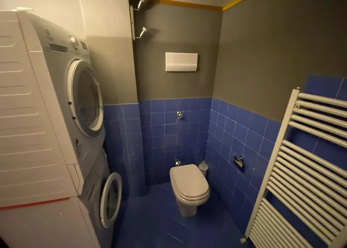 Appartement Redhouse - Trendy Modern Open Space Con Box Vicino Leolandia E Autostrada Milano